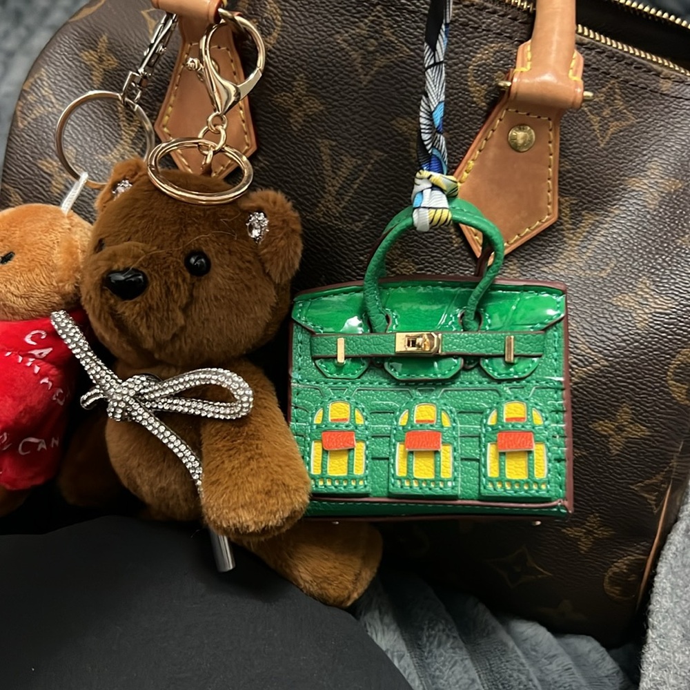 MINI BAG CHARM! Very cute and is functional! Pick your color! ❤️❤️❤️❤️ - Picture 5 of 6